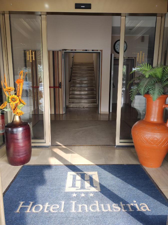 Hotel Industria Brescia Exterior photo